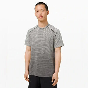 Lululemon Metal Vent Tech Short Sleeve Shirt 2.0 Wave Fade Graphite Grey/vapor